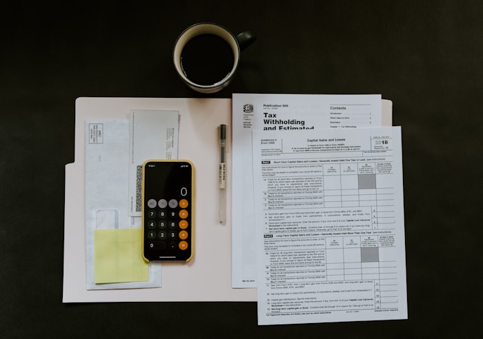 Documentos fiscales y calculadora